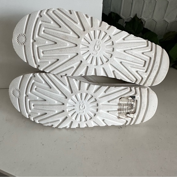 UGG NEUMEL CHOPD PEBBLED WHITE LEATHER BOOTS - Men’s 13 - Picture 8 of 13